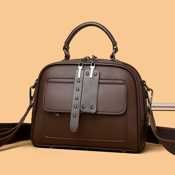 High end ladies’ handbag multi-layer large capacity commuting bag(Coffee)